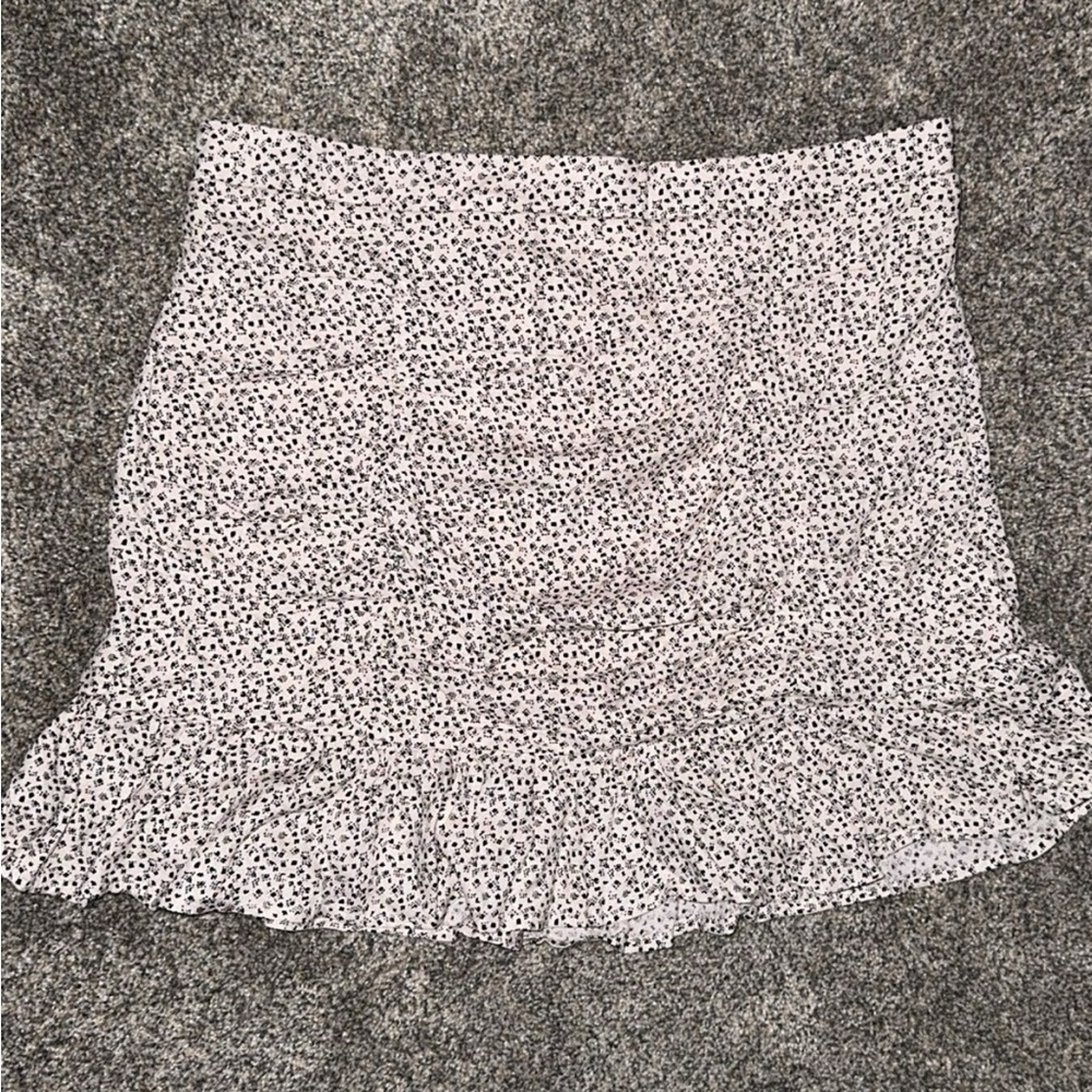 Elegant Black and Light Pink Polka Dot Skirt
